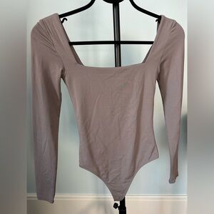 Babaton Square Neck Long Sleeve Bodysuit - Taupe